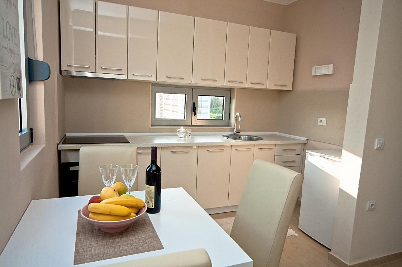 Apartments Jasmina Ulcinj Exteriör bild