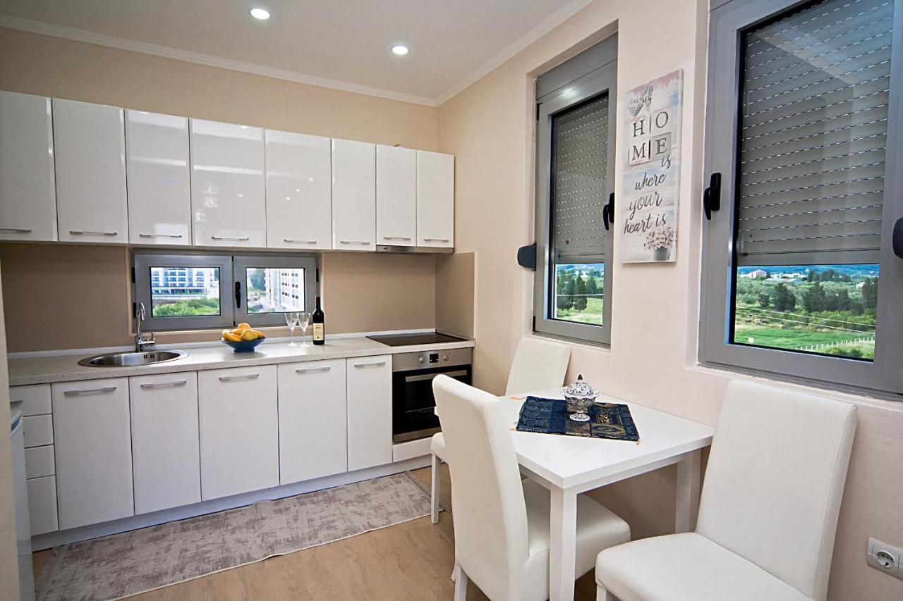 Apartments Jasmina Ulcinj Exteriör bild