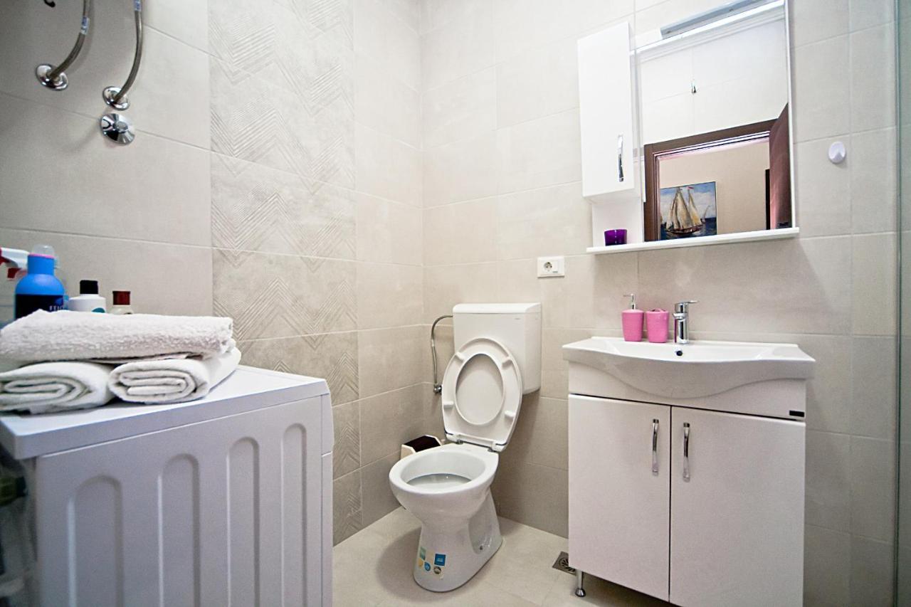 Apartments Jasmina Ulcinj Exteriör bild